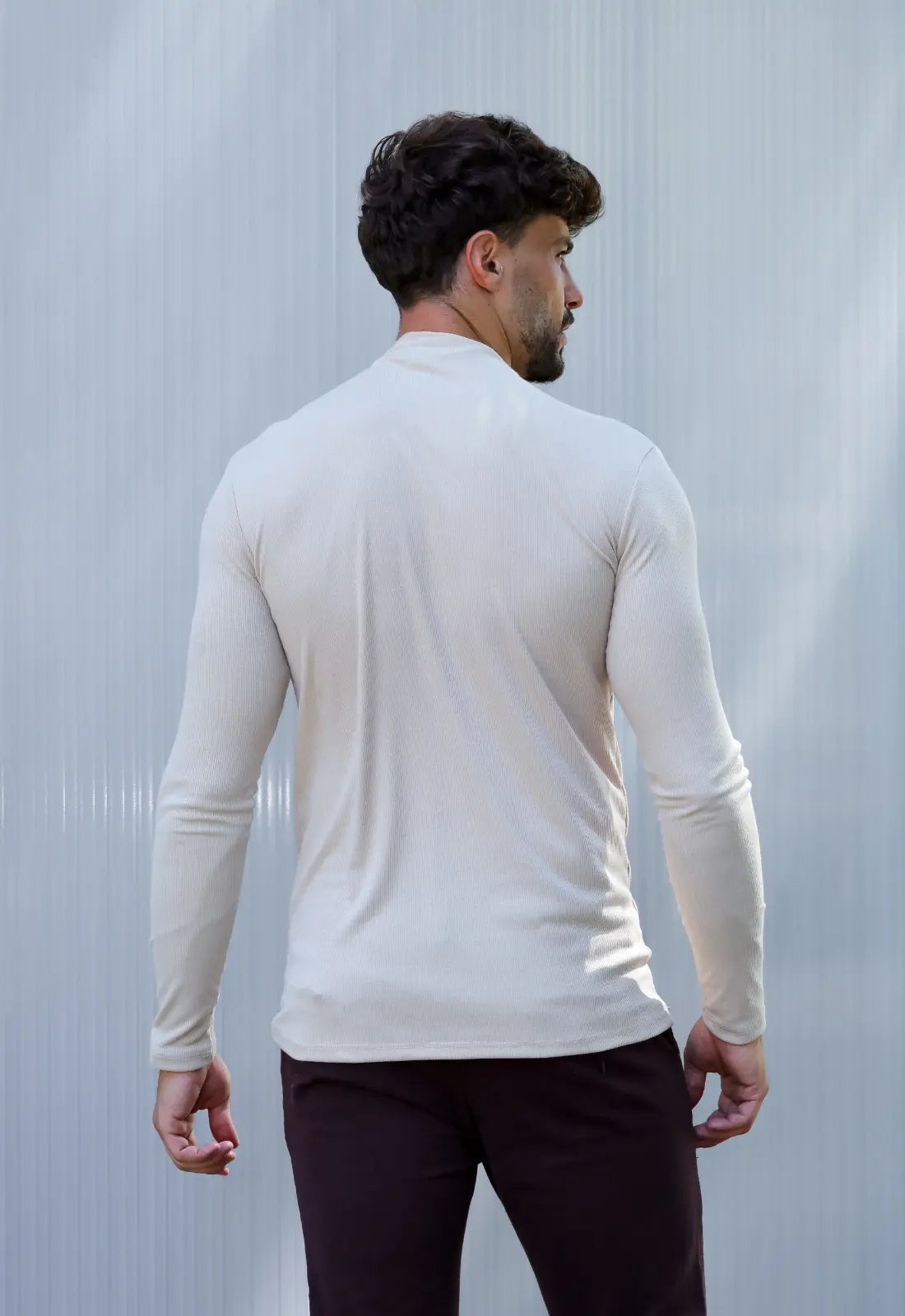 Camiseta Slim Manga Longa Gola Média Bege - Imagem 3