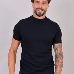 Camiseta Slim Gola Média Preta