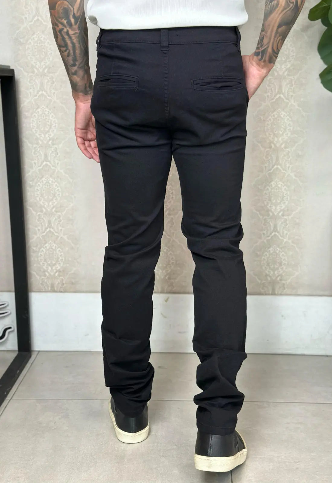 Calça Alfaiataria em Sarja com Elastano Preto - Imagem 3