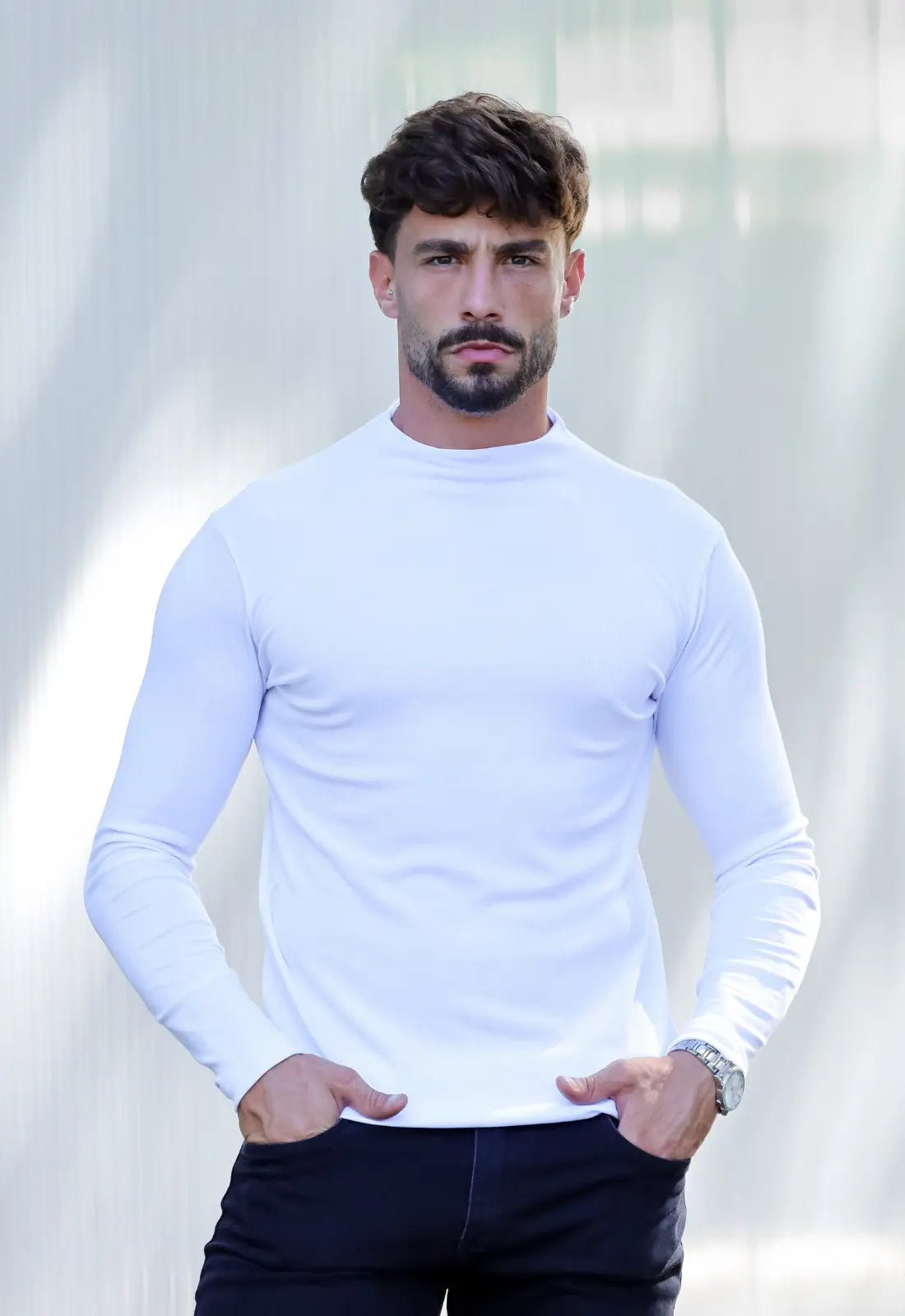 Camiseta Slim Manga Longa Gola Média Branca