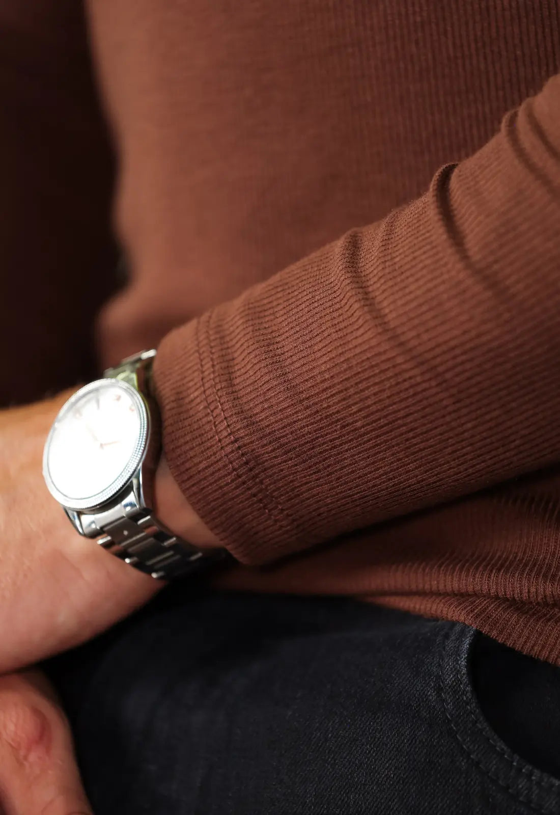 Camiseta Slim Manga Longa Gola Média Marrom - Imagem 6